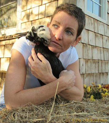Diatomaceous Earth, DE. The Benefit/Risk Analysis from Two Experts Kathy Shea Mormino, The Chicken Chick®